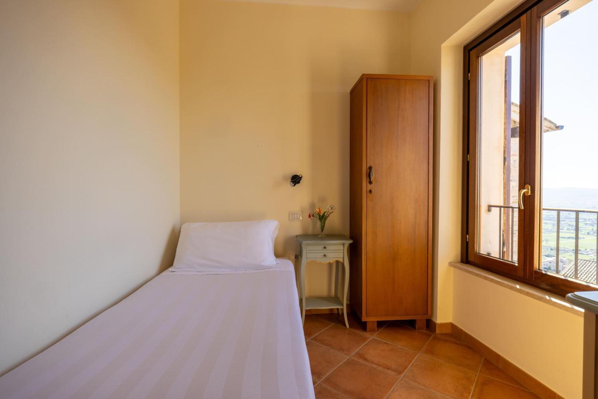 Hotel Monastero Sant'andrea 2*
